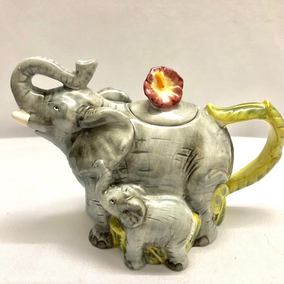 Other - Ceramic Elephants Teapot Coffee Accessories